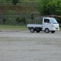 ６月１５日（月）　校庭の整備をしました。