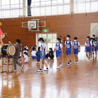 ６年生のみなさん，頑張ってきてください！～陸上記録会壮行会～