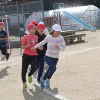 元気よく走っています！～中休み５分間走～