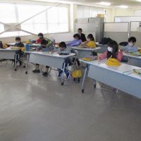 警察署を見学して，警察官の仕事について学習してきました！