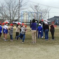 ３月２日（木）本年度最後の縦割班遊び