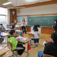 小学校６年生の外国語の授業を紹介します。