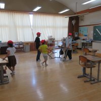 里美小中学校の清掃活動を紹介します。