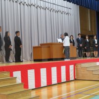里美小中学校、着任式・始業式が行われました。