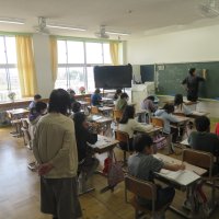 ５、6年生の授業（4/11）の様子です