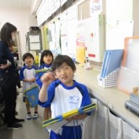 １年生学校探検