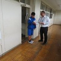 本日成績個票を返却しました