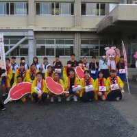 赤い羽募金の様子