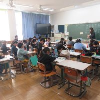 ３、4年生の授業（11/26）の様子です