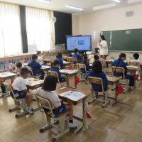 １、２年生の授業（11/27）の様子です