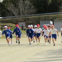 校内持久走記録会、がんばりました（２、５年生）
