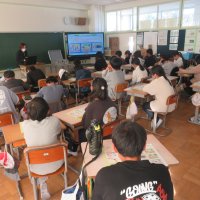 ６年生は租税教室を行いました