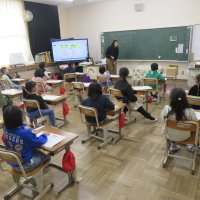 １、２年生の授業（12/5）の様子です