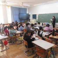 ３、4年生の授業（12/6）の様子です