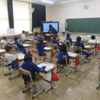 １、２年生の授業（12/11）の様子です
