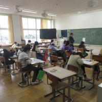 ５、６年生の授業（12/11）の様子です