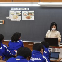 栄養教諭による食育指導
