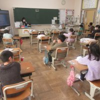 冬休み前全校集会を行いました
