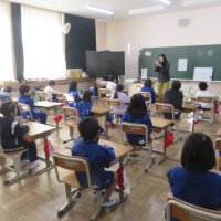 １、２年生の授業（1/9）の様子です