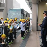 警察署見学に行ってきました（３年生）