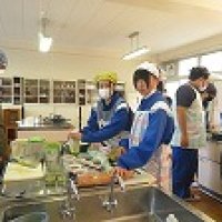 ２年生　調理実習