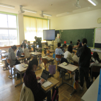 ５、６年生の授業（2/19）の様子です