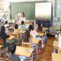読み聞かせをしていただきました。