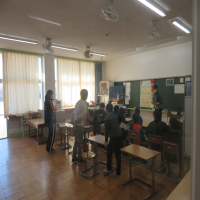 にこにこ学級、のびのび学級、きらきら教室（2/25）の様子です