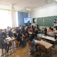 ３、4年生の授業（2/26）の様子です