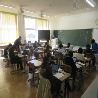 ５、６年生の授業（2/27）の様子です