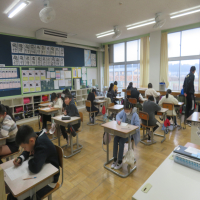 ５、６年生の授業（3/3）の様子です