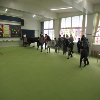 にこにこ学級、のびのび学級で「６年生がんばってね会」をしました