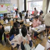 4年生　図工の授業