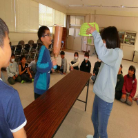 ４年生　学級レクリエーションの様子です。