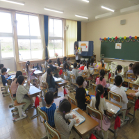 １、２年生の授業（4/9）の様子です