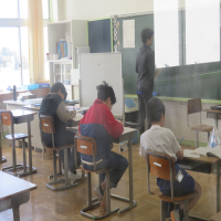 にこにこ学級、のびのび学級（4/9）の様子です
