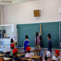 第一回縦割り班会議の様子です！