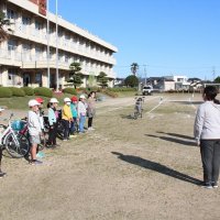 交通ルールを守って，自転車に乗ろうね！～３年交通安全教室～