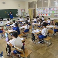 １、２年生の授業（5/28）の様子です