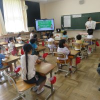 １、２年生の授業（10/4）の様子です