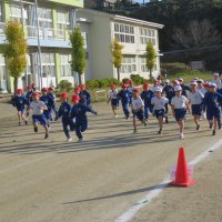 子供たちはランランタイムでがんばっています
