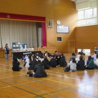 ２年生は親子ふれあい学習をしました