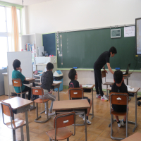 にこにこ学級、のびのび学級、きらきら教室（5/1）の様子です
