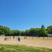 青空の下