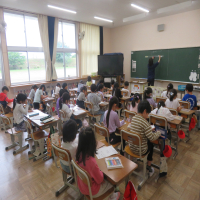 １、２年生の授業（5/19）の様子です