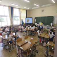 １、２年生の授業（5/20）の様子です