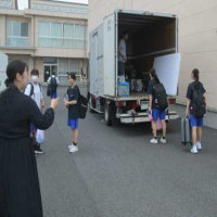 修学旅行に向けて荷物を送りました