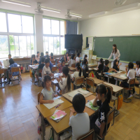 ３、4年生の授業（6/4）の様子です