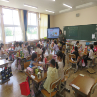 １、２年生の授業（6/9）の様子です