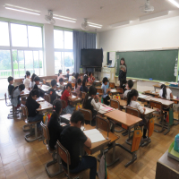 ３、4年生の授業（6/10）の様子です